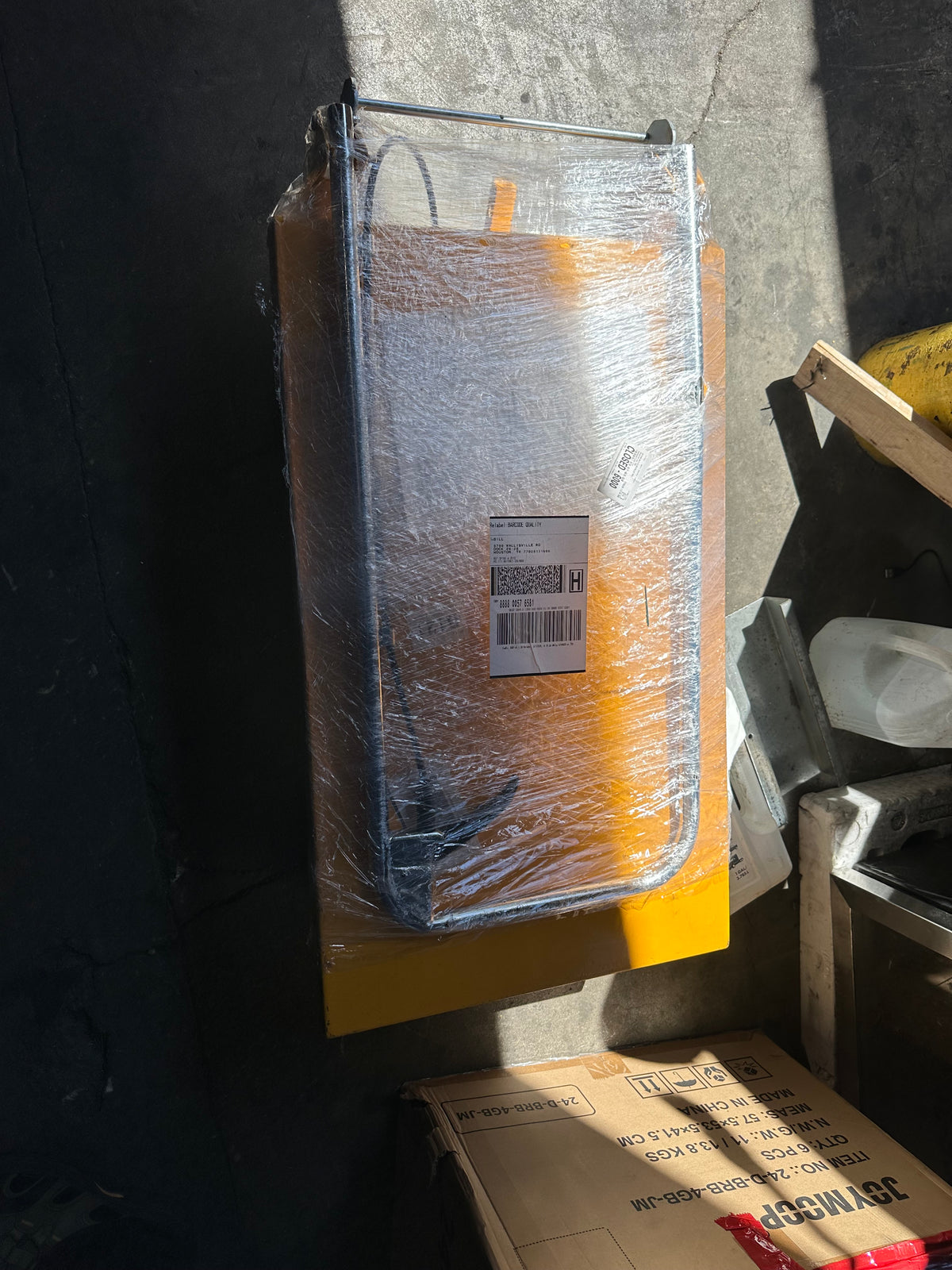 Pre-owned Premium Used SP150 Single Scissor Lift Table 330 lbs Cap, 20.2" lifting height-95273191 Only Pick Up