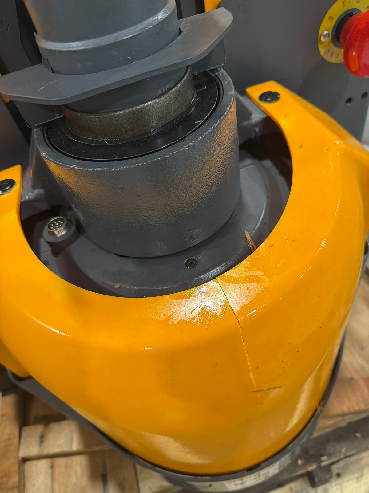 Pre-owned CBD15WE-19- 3,300 lb Electric Pallet Jack – Long Runtime Lithium Battery, Turtle Mode, 48"x27" Forks
