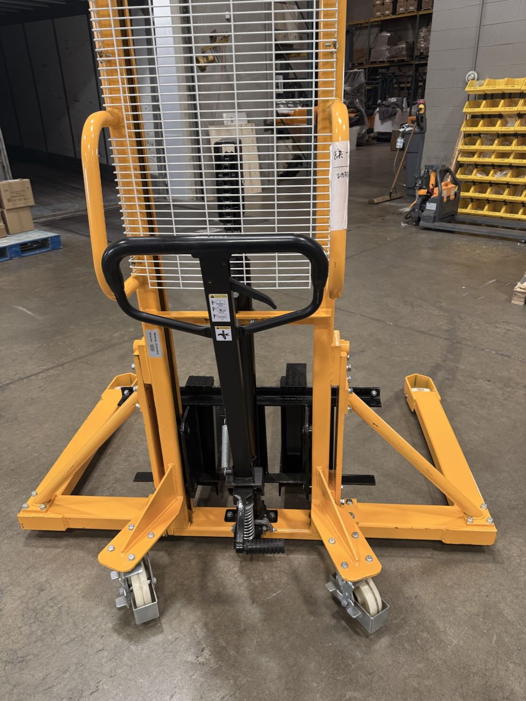 Pre-owned Premium Used SDJAS500–1100lbs Manual Pallet Stacker 1100 lbs Capacity 63" Lift Straddle Legs-98999
