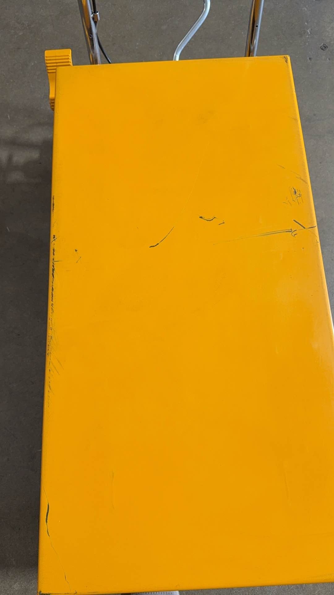 Pre-owned Regular Used SP800 Single Scissor Lift Table 1760 lbs Cap, 22.9" lifting height-153604