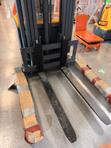 Pre-owned Premium Used CTDR15-III-177 – 3,300 lb Electric Stacker, 177" Lift, Straddle Legs, Adjustable Forks-20060280