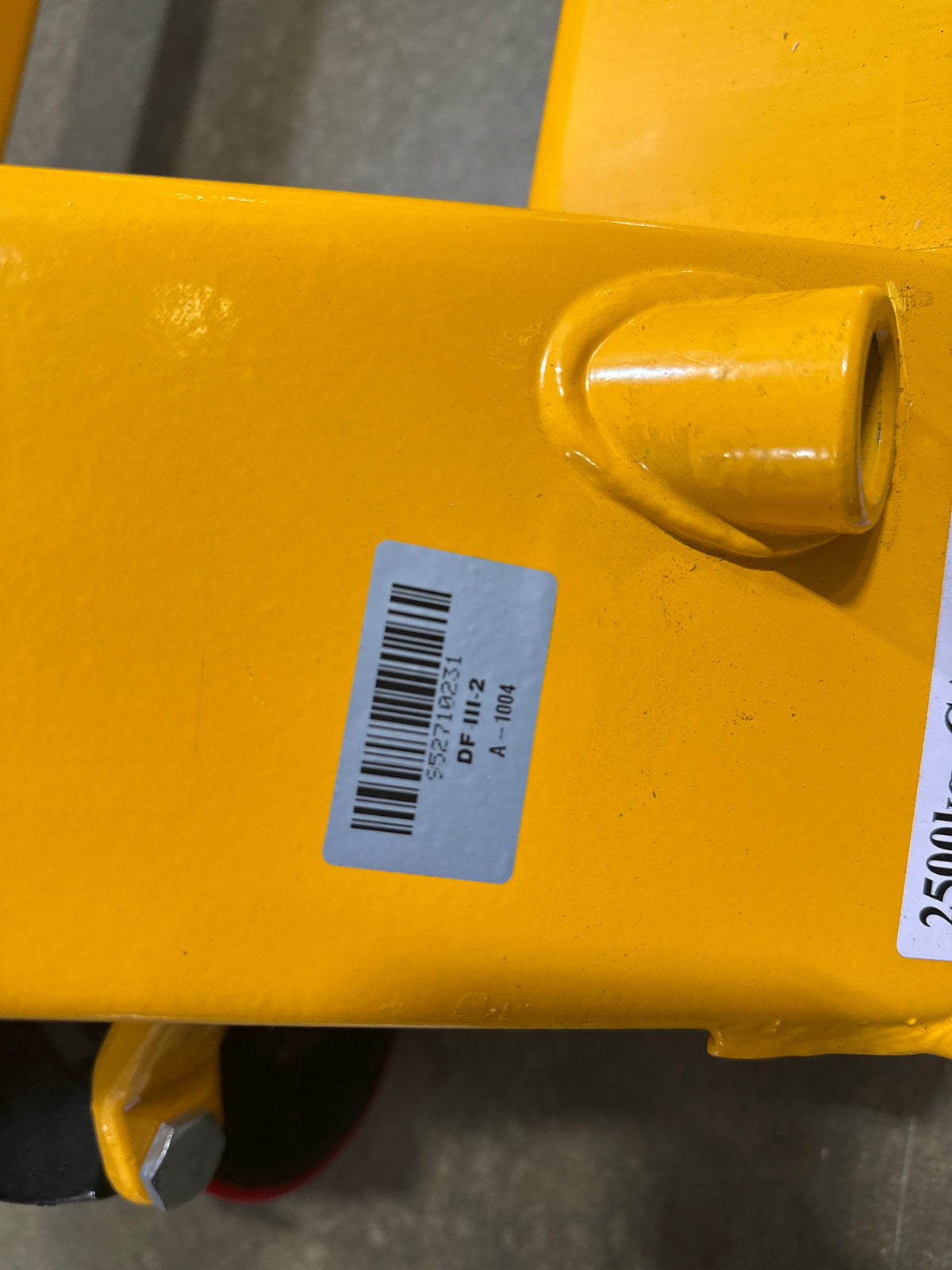 Pre-owned Open Box DF-III-2 5,500 lb Hydraulic Pallet Jack – Wide Forks, 48" x 27"-952710231