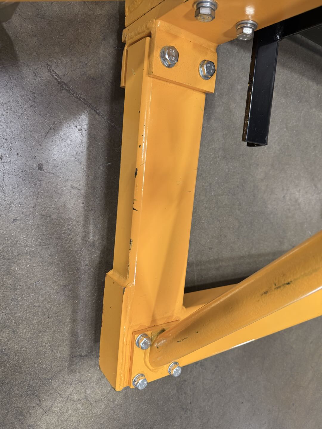 Pre-owned Premium Used SDJAS500–1100lbs Manual Pallet Stacker 1100 lbs Capacity 63" Lift Straddle Legs-98999