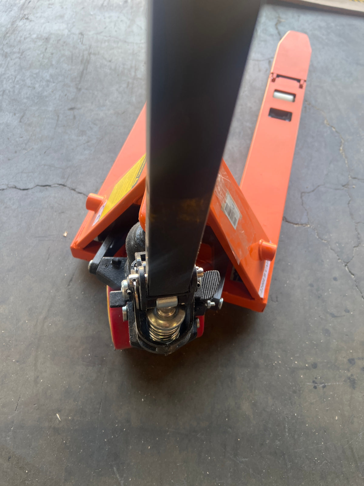 Pre-owned Premium Used MF-O 2,200 lb Hydraulic Pallet Jack – 31.5" x 15" Forks-240501305 Only Pick Up