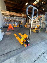 Pre-owned Premium Used MF 2,200 lb Hydraulic Pallet Jack – 31.5" x 15" Forks-250002647 Only Pick Up