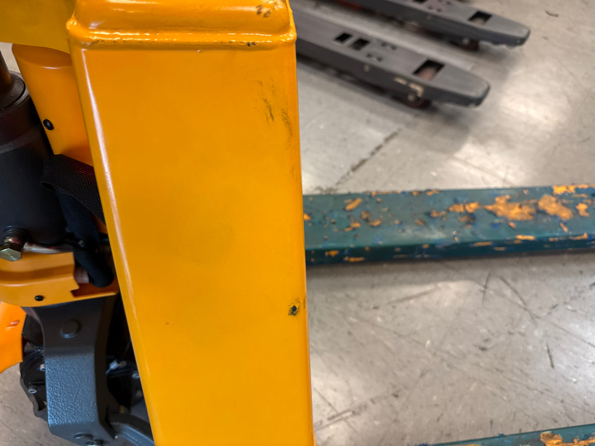 Pre-owned Regular Used CBD15-NEW- 3,300 lb Electric Pallet Jack – Lithium Battery, 48"x27" Forks-260003613