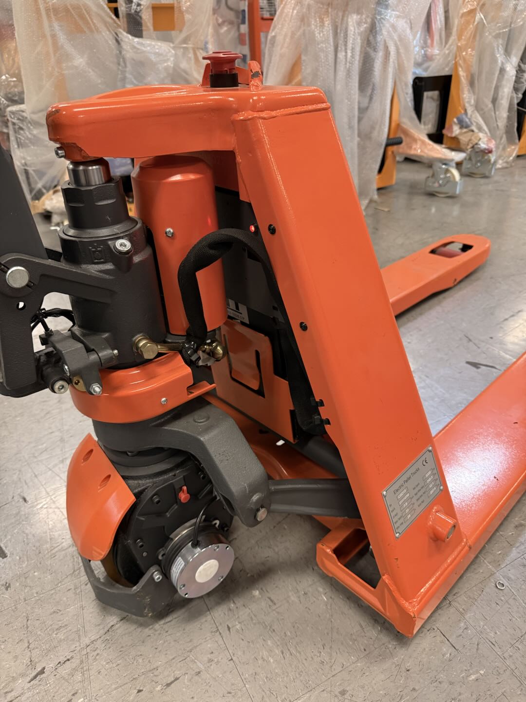Pre-owned Aged Used CBD15-O 3,300 lb Electric Pallet Jack, Compact Lithium Model, 48"x27" Forks-211112746