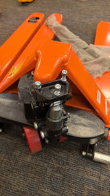 Pre-owned Premium Used JF-685-O 2,200 lb High-Lift Hydraulic Pallet Jack – Wide Forks, 45" x 27"-4677373