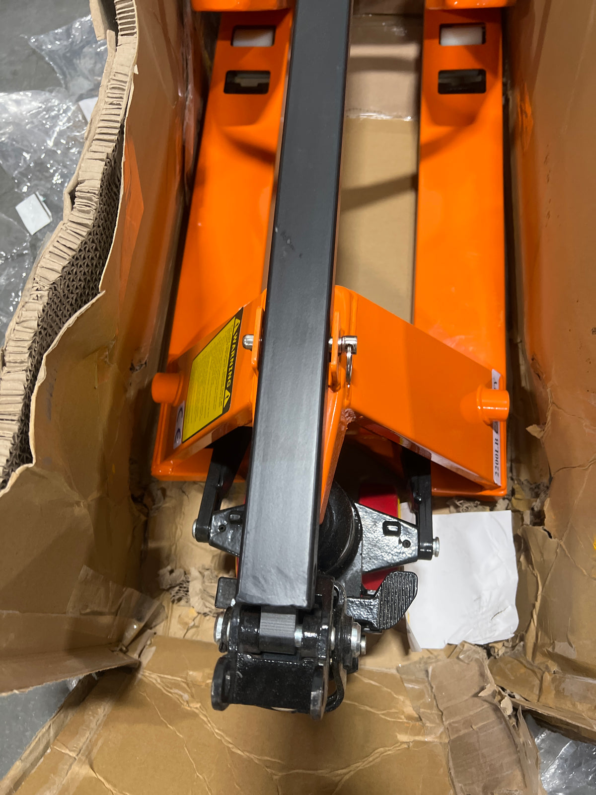 Pre-owned Premium Used MF-O 2,200 lb Hydraulic Pallet Jack – 31.5" x 15" Forks-240501263 Only Pick Up