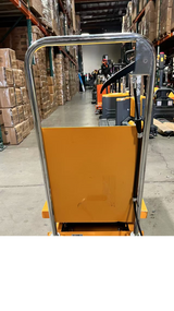 Pre-owned Aged Used SPS150E Double Scissor Lift Table 330lbs Cap, 31.4" lifting height SPS150E-240702456Only Pick-Up