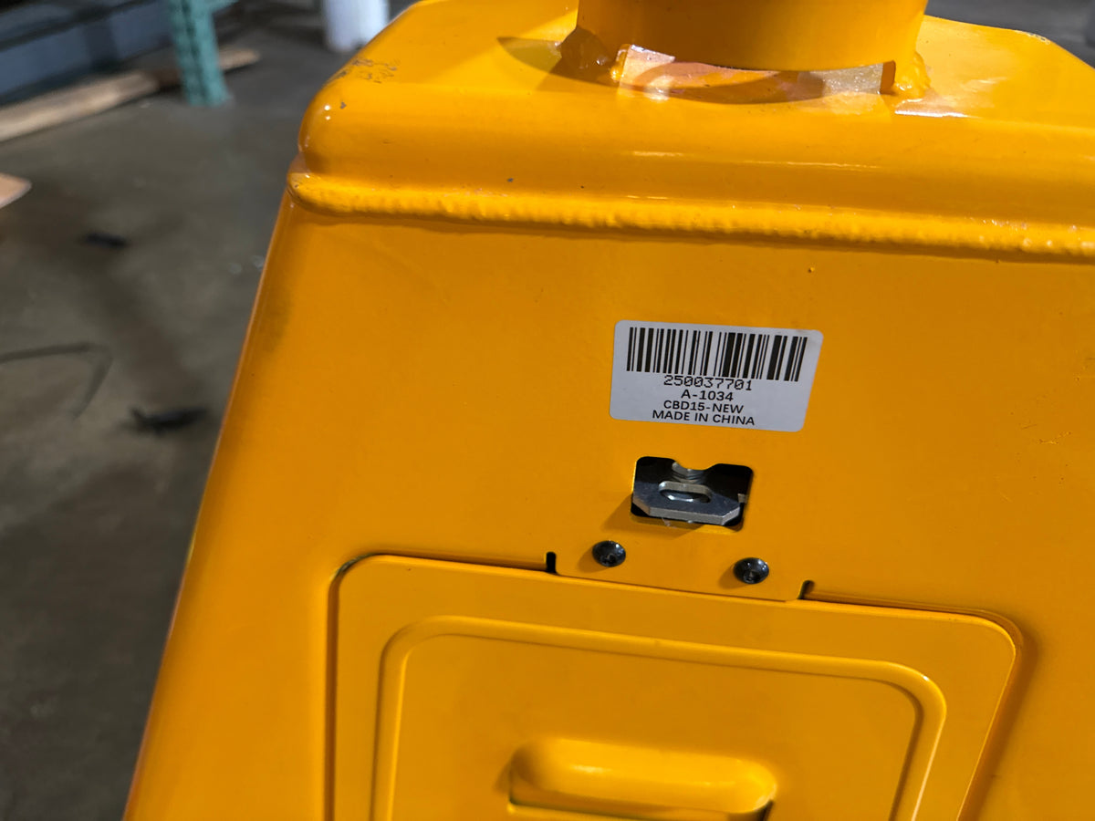 Pre-owned Open Box CBD15-NEW 3,300 lb Electric Pallet Jack, Compact Lithium Model, 48"x27" Forks-250037701