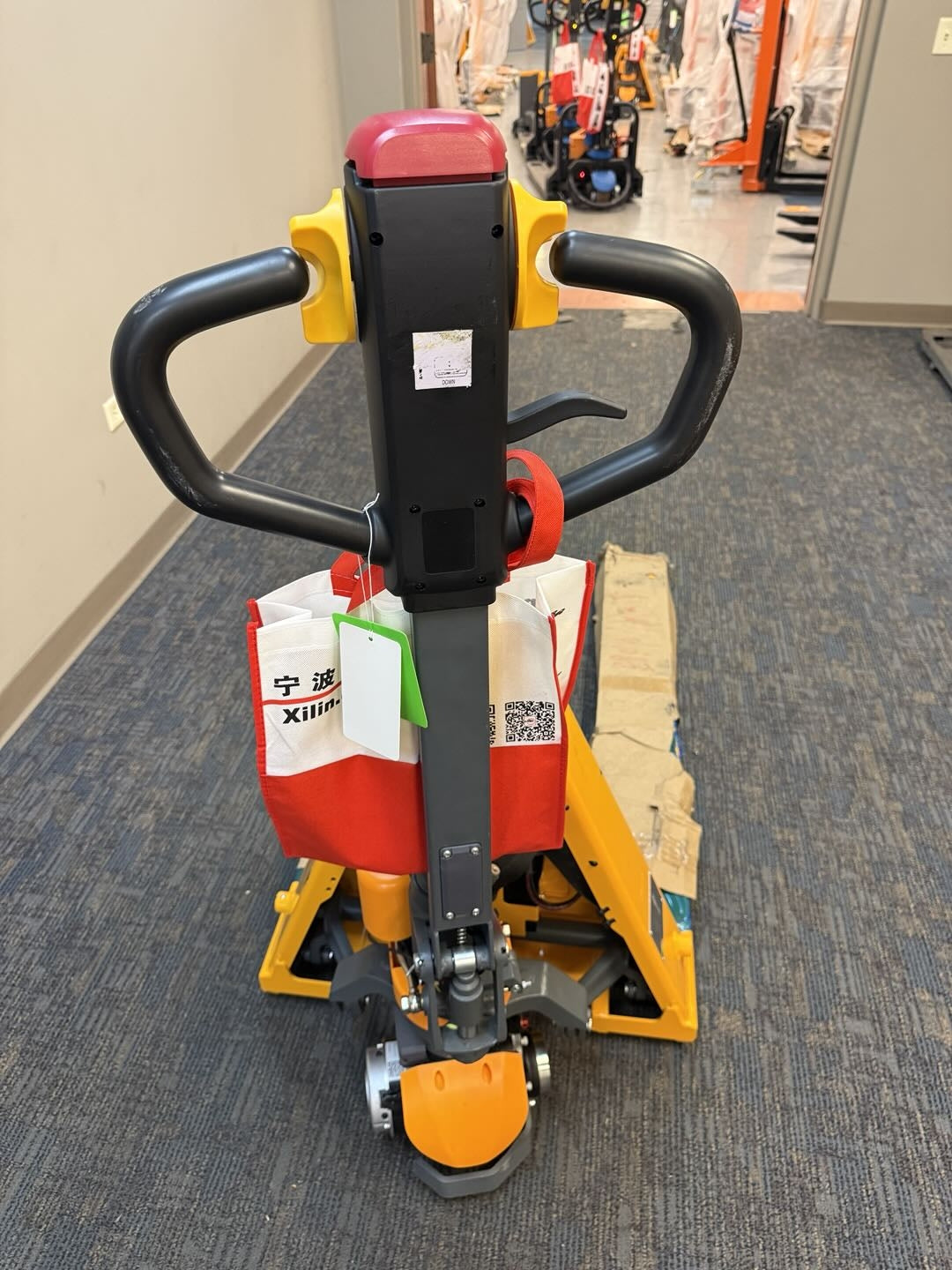 Pre-owned Open Box CBD15-NEW 3,300 lb Electric Pallet Jack, Compact Lithium Model, 48"x27" Forks-250037701